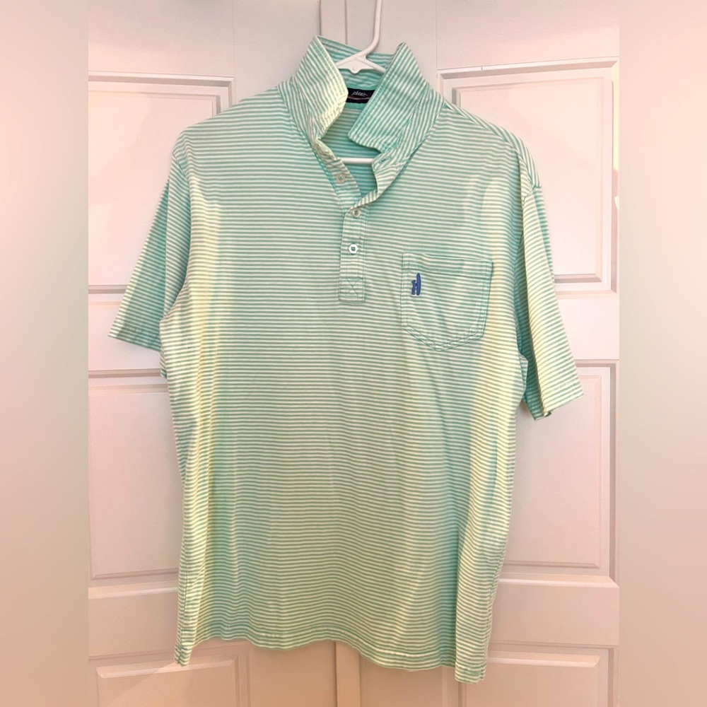 Johnnie O med polo with pocket